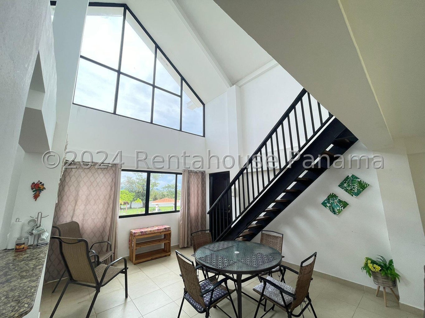 Exclusive brand new apartment